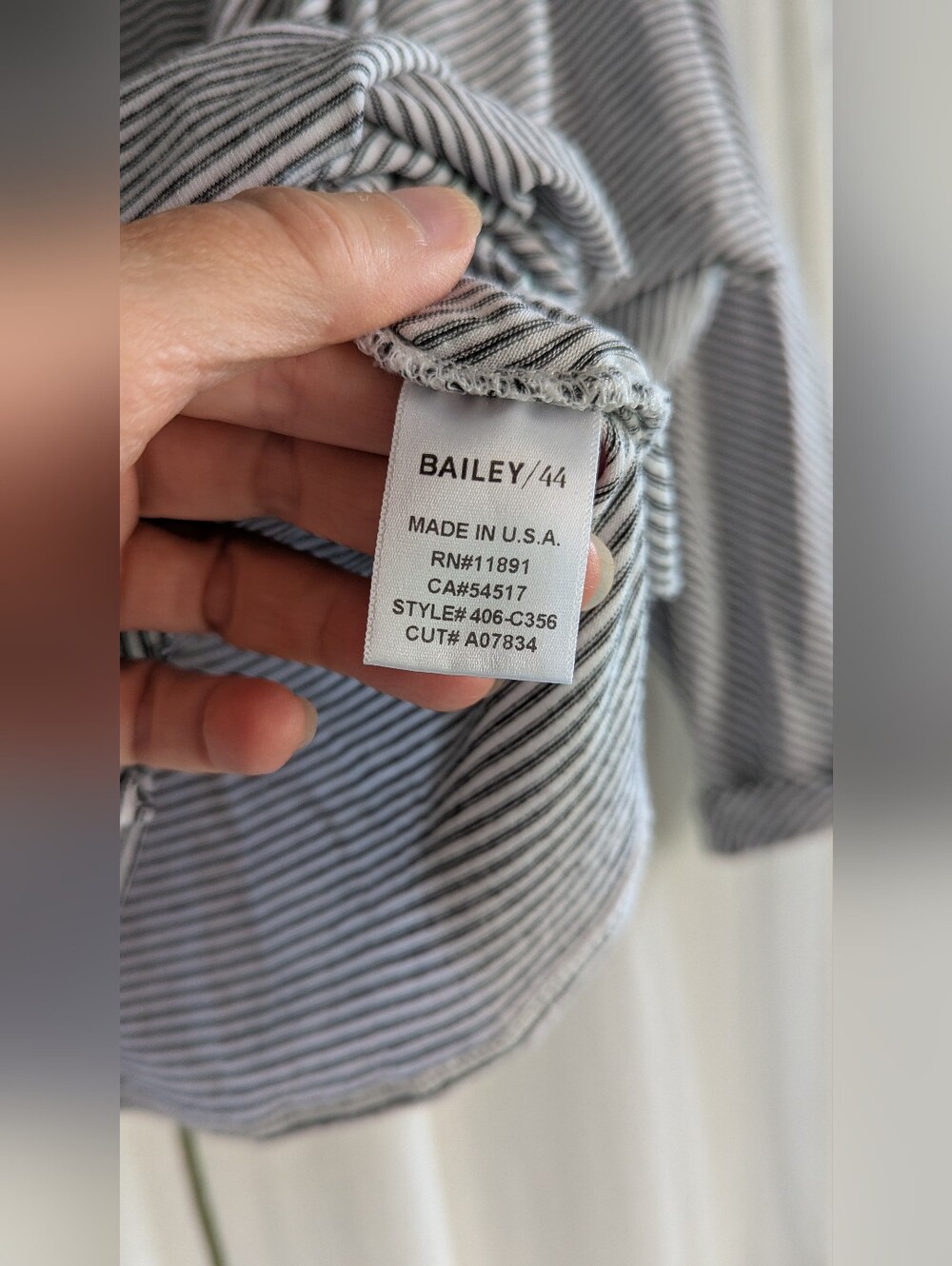 Bailey / 44 Cute White & Black Stripe Wrap Top 3/4 Sleeve Made In USA - Picture 10 of 11